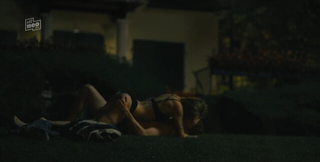 Lea Zoe Voss sexy – Am Anschlag - Die Macht der Kränkung s01e04 (2021)