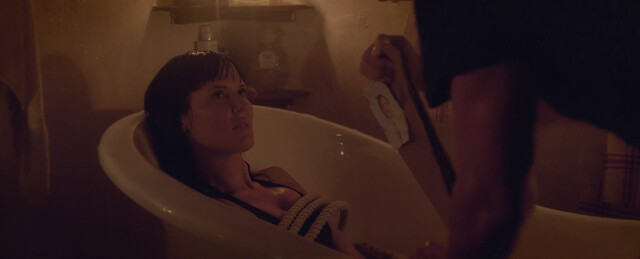 Marlee van der Merwe nude – Nobody Dies (Ander Mens) (2018)