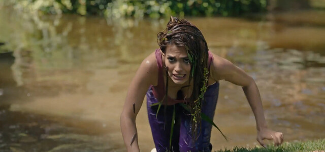 Sara Salamo sexy – El favor (2023)