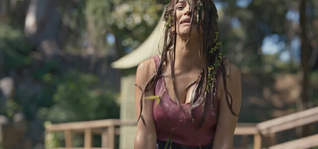 Sara Salamo sexy – El favor (2023)