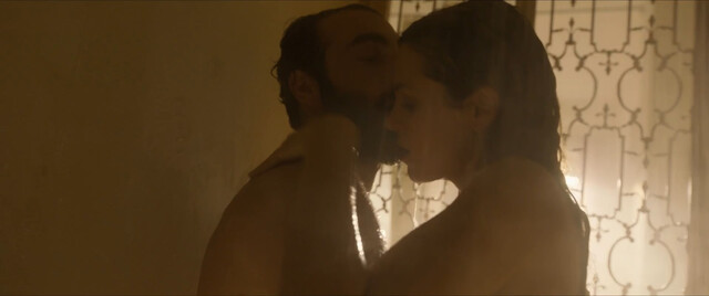 Maggie Civantos nude – La pasión turca s01e01 (2024)