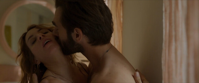 Maggie Civantos nude – La pasión turca s01e01 (2024)