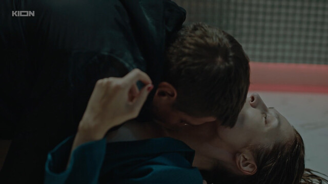 Viktoriya Korlyakova nude – Chyornoe solntse s01e08 (2024)