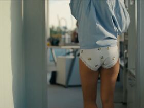 Ponny Distakul sexy – Der Fall Marianne Voss (2023)