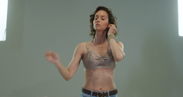 Shannon Esra sexy, etc – Do Your Worst (2023)