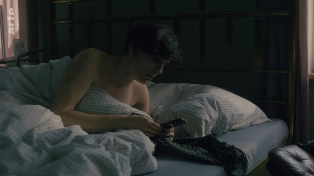 Christina Hecke sexy – In Wahrheit Zwischen Recht und Gerechtigkeit (2024)