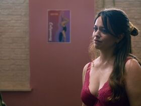 Lotte Becker sexy – Pumpen s01e04 (2024)