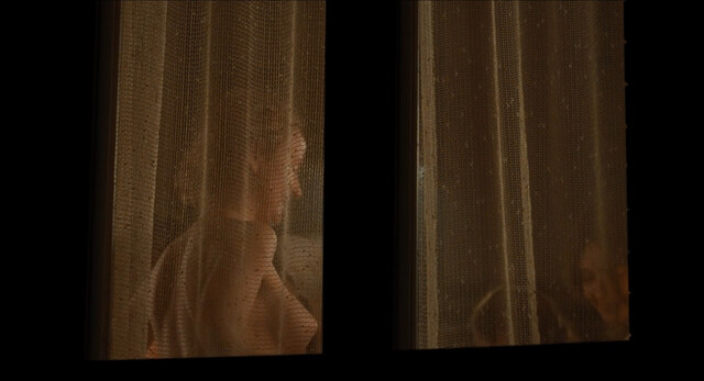 Eliska Krenková sexy – We Have Never Been Modern (Úsvit) (2023)