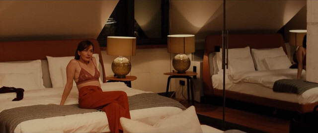 Kathrin Anna Stahl sexy – Cowboy (2023)