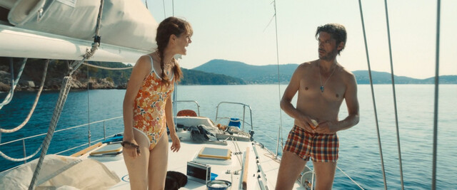 Stéphane Caillard nude – Flo (2023)