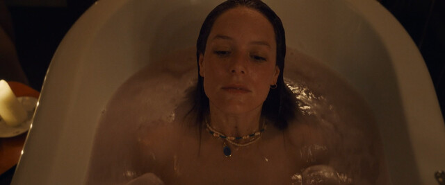 Stéphane Caillard nude – Flo (2023)