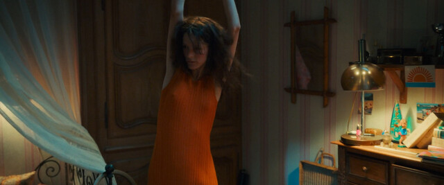 Stéphane Caillard nude – Flo (2023)