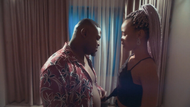 Chuma Mgini sexy – Six in the City (2023)