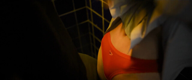 Jana Bernásková nude – Jak prezit sveho muze (2023)