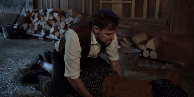 Nynna Leene sexy – Pour l'amour de Jeanne (2022)