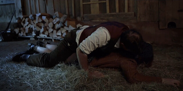 Nynna Leene sexy – Pour l'amour de Jeanne (2022)