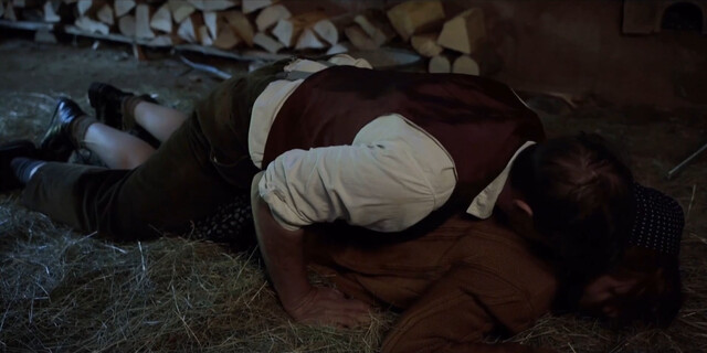 Nynna Leene sexy – Pour l'amour de Jeanne (2022)