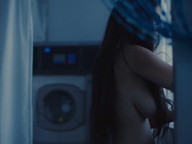 Bayan Layla nude – Elaha (2023)