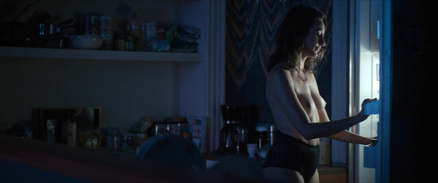 Roxane Fomberteau nude – Comme par magie (The Instant Family) (2023)