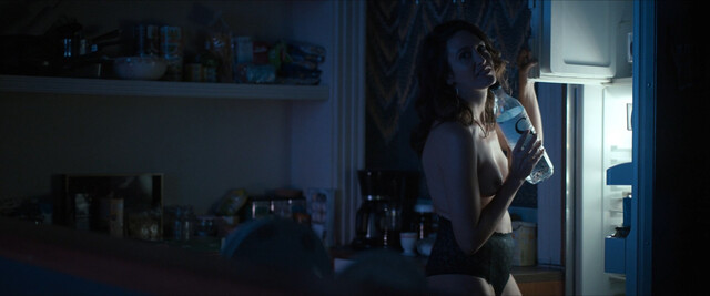 Roxane Fomberteau nude – Comme par magie (The Instant Family) (2023)