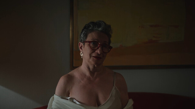 Ina-Miriam Rosenbaum sexy – Darling (2020)