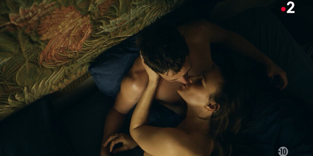 Constance Bascou nude – La peste s01e01e04 (2024)