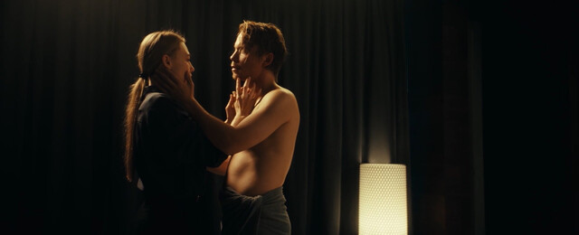 Oksana Akinshina sexy – Nevernye s01e03 (2024)