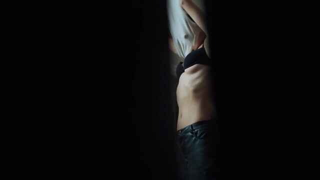 Mariya Stolyarova sexy – Izgoy s02e02 (2024)