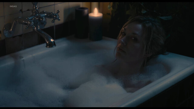 Anne-Marie Paulster nude – Sans Pôle (2014)