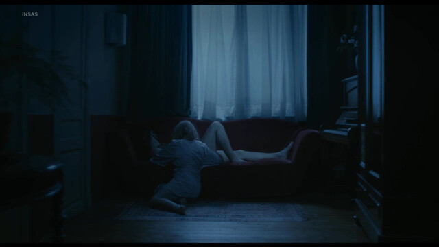 Anne-Marie Paulster nude – Sans Pôle (2014)