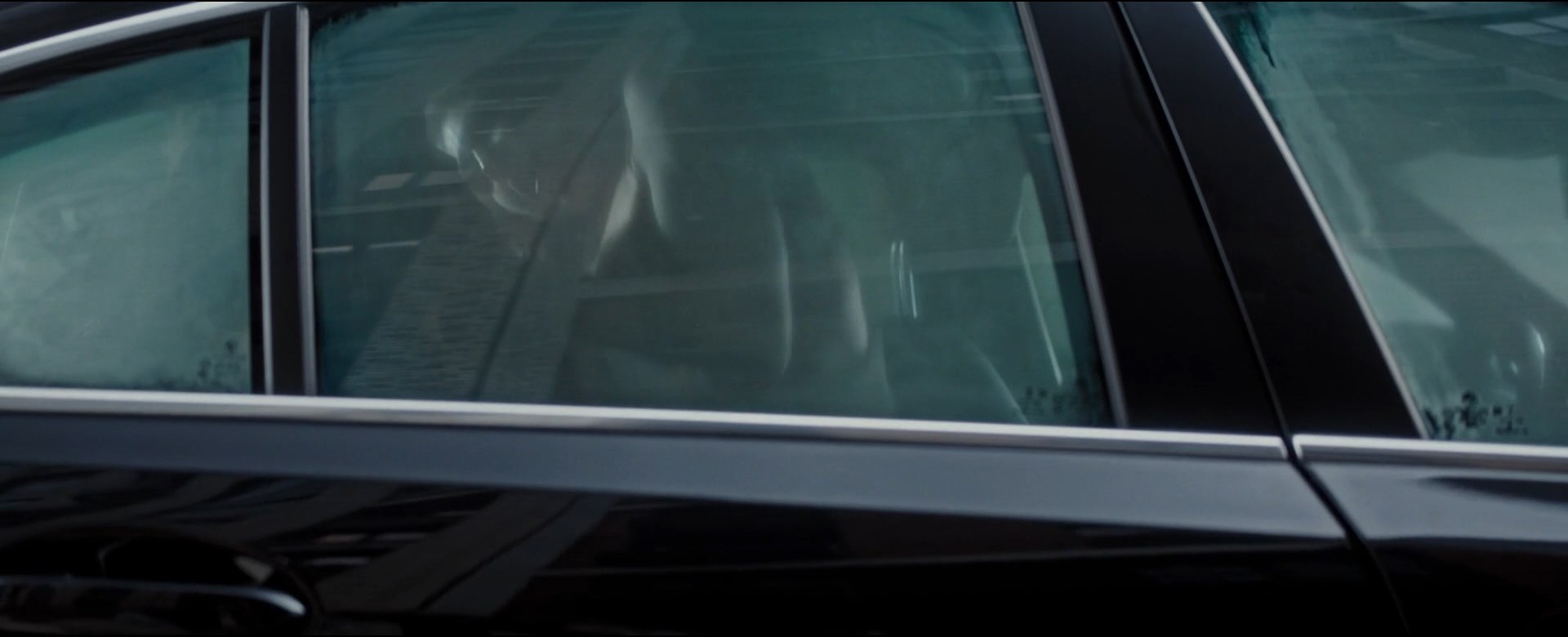 Oksana Akinshina sexy – Nevernye s01e01-02 (2024)