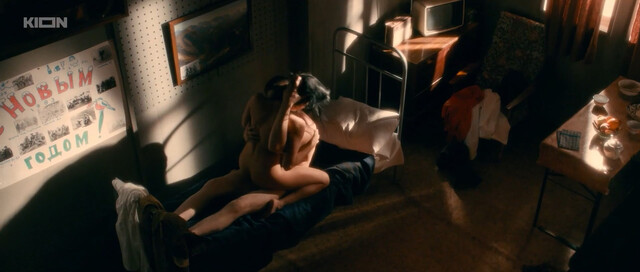 Sayora Safari nude – Vernut lyuboy tsenoy s01e04 (2024)