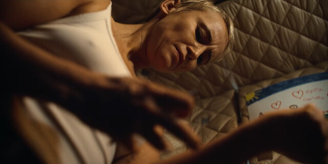 Peri Baumeister nude – The Signal (Das Signal) s01e02-03 (2024)