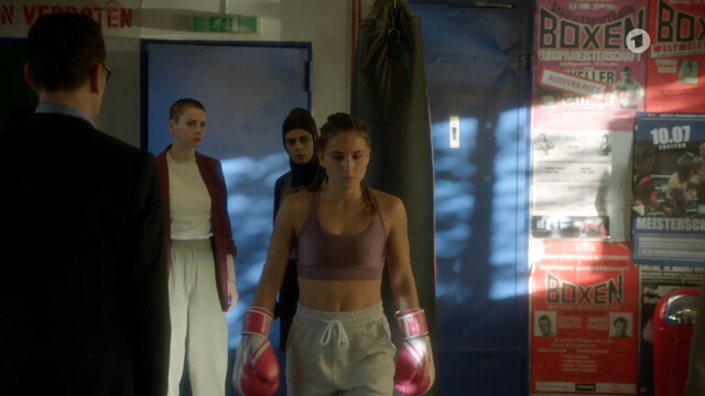 Cosima Henman sexy – Morden im Norden s10e09 (2024)