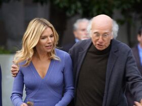 Sienna Miller sexy – Curb Your Enthusiasm s12e05 (2024)