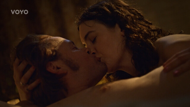 Sarah Haváčová nude – Metoda Markovič s01e04 (2024)