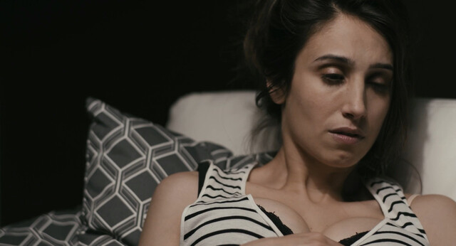 Silvia D'Amico sexy – La strategia della lumaca (2017)