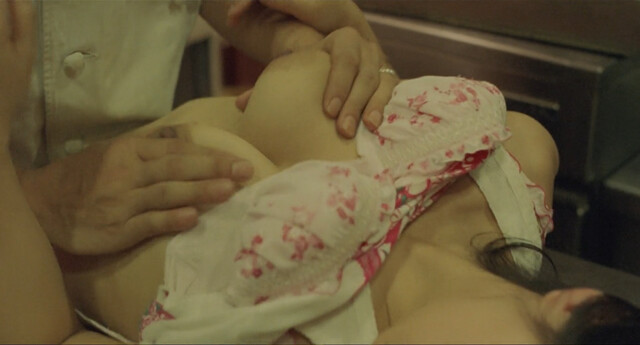 Konatsu nude – Bitter Sweet (Nôkô furin torareta onna) (2004)