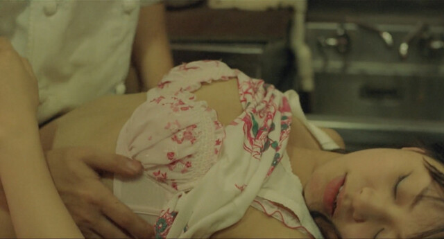 Konatsu nude – Bitter Sweet (Nôkô furin torareta onna) (2004)