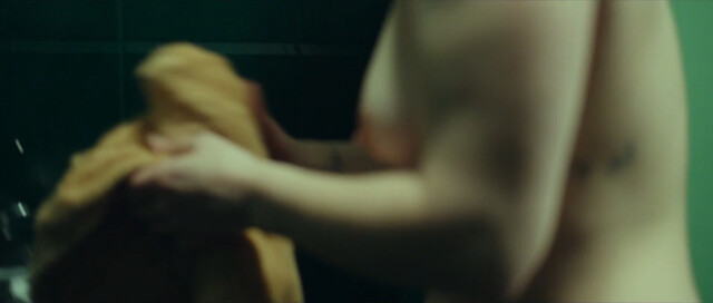 Maryne Cayon nude – Tant que je marcherai (2024)