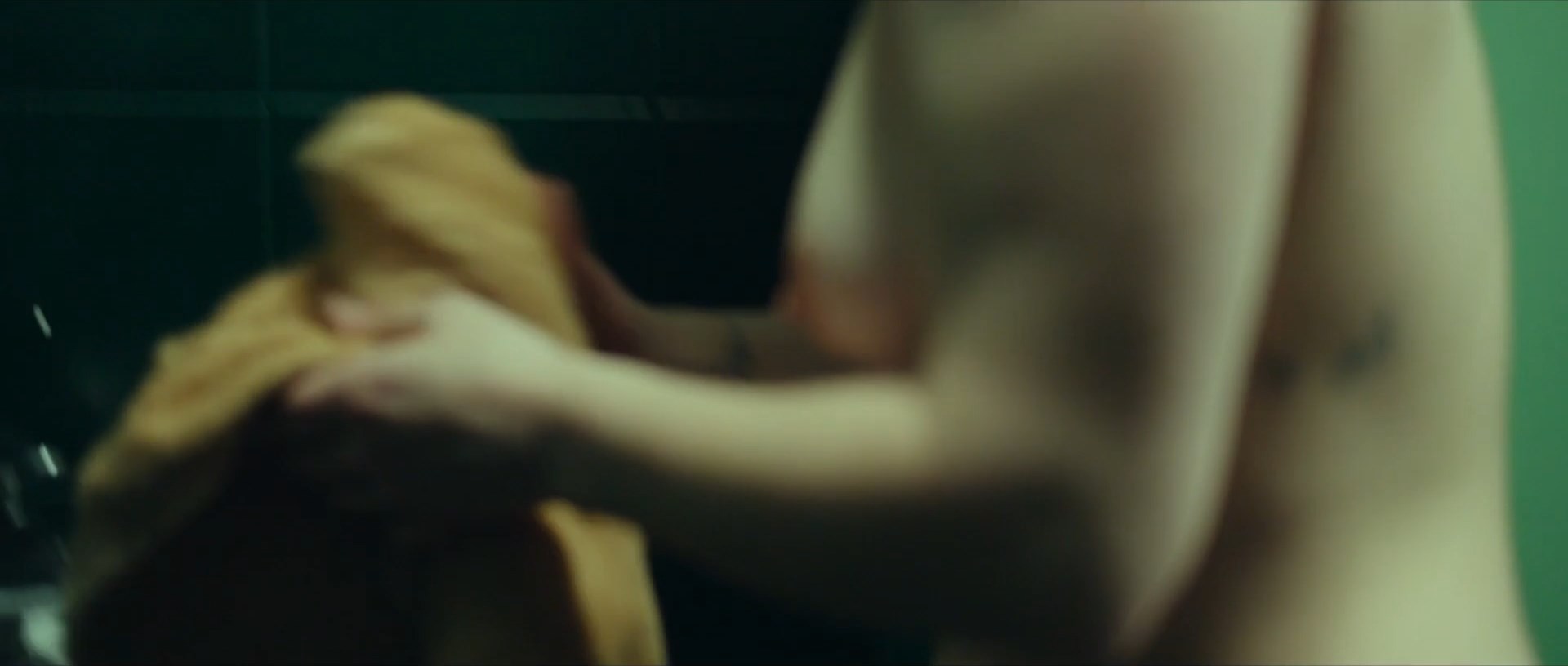 Maryne Cayon nude – Tant que je marcherai (2024)