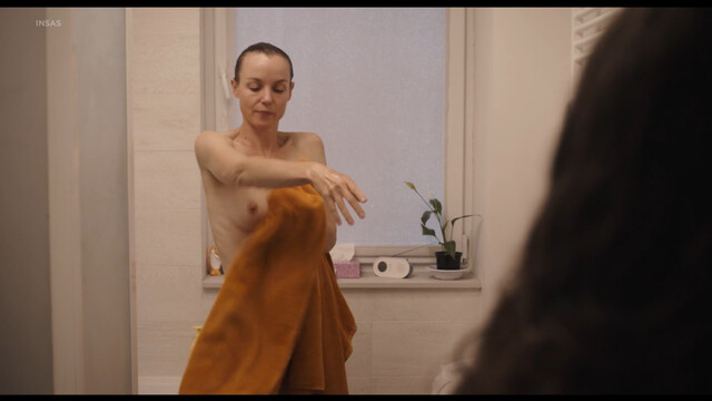 Stéphanie Van Vyve nude, etc – Oh yes my love (Oh oui mon amour) (2020)