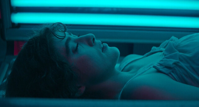 Kathryn Newton sexy – Lisa Frankenstein (2024)