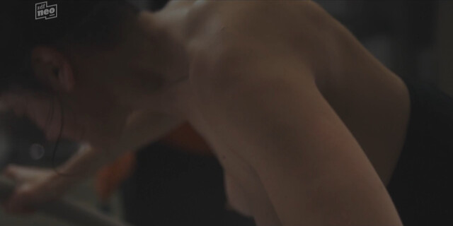 Sylvana Seddig nude – PUSH s01e02 (2024)