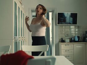 Natalya Shchukina sexy – Artist s bolshoy dorogi s01e01 (2024)