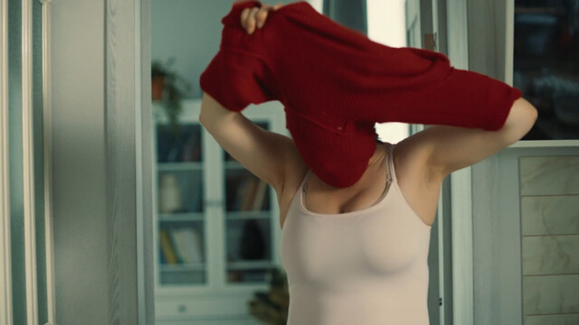 Natalya Shchukina sexy – Artist s bolshoy dorogi s01e01 (2024)