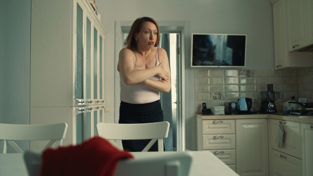 Natalya Shchukina sexy – Artist s bolshoy dorogi s01e01 (2024)