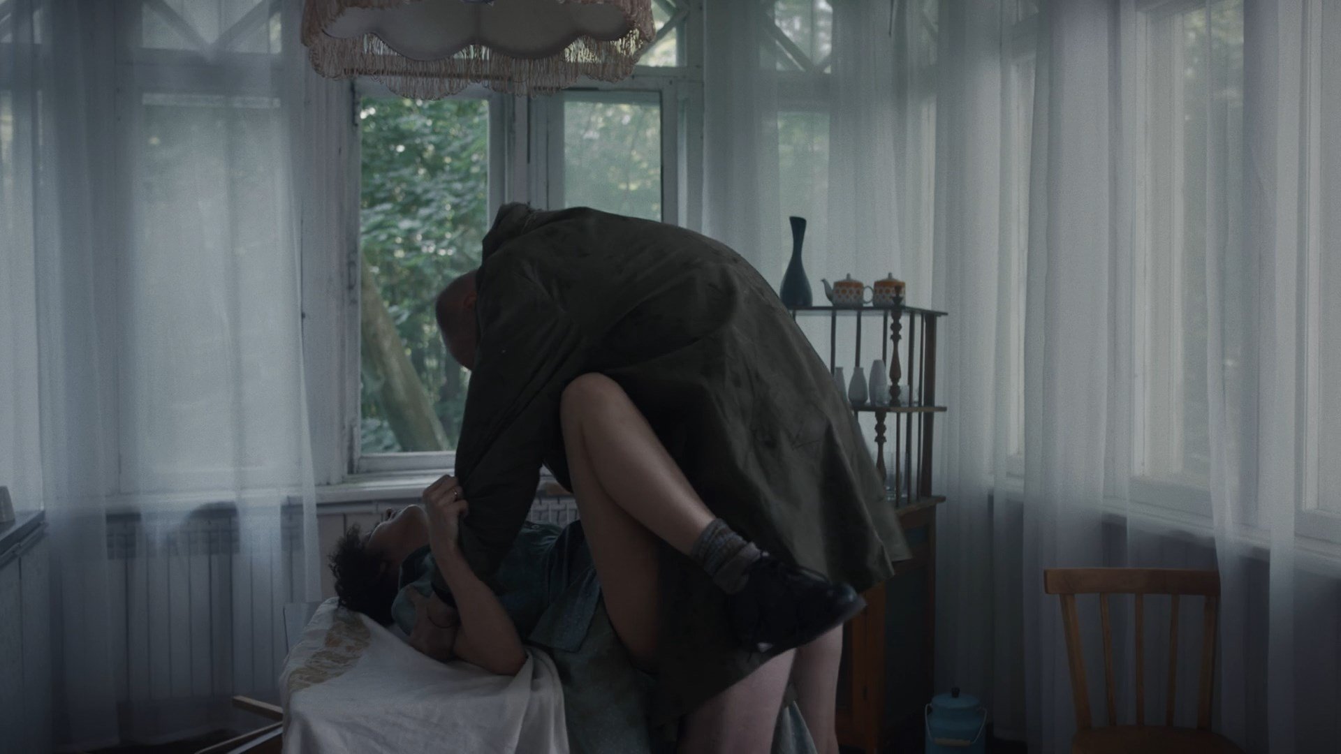 Evgeniya Kregzhde sexy – Vyzhivshiye. Krugi (2024)