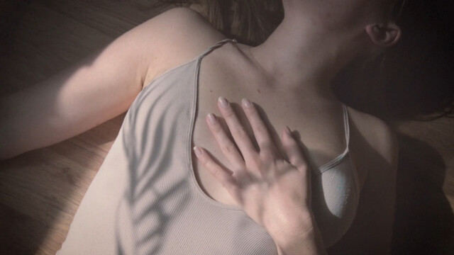 Hannah Ciprian sexy – In Absentia (2020)