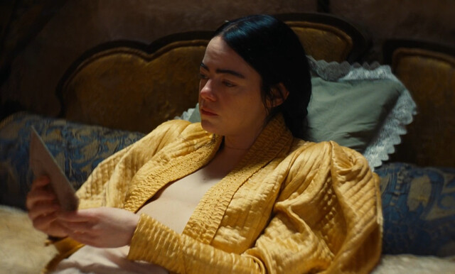 Emma Stone nude – Poor Things (2023)